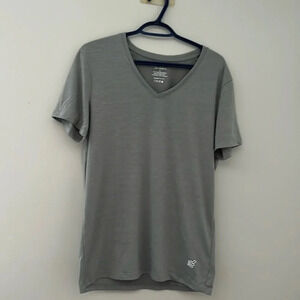 Jed North Men's Grey V-Neck T-Shirt